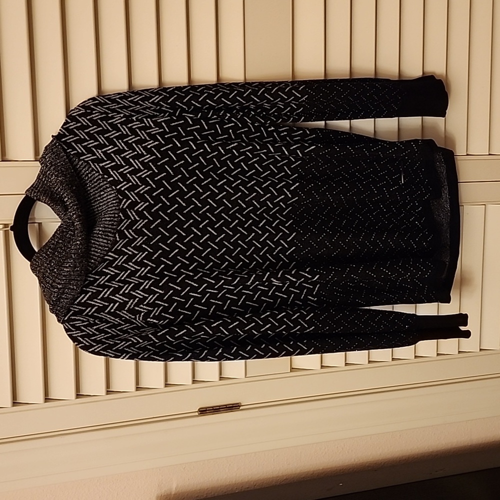 Adrienne Vittadini Sweater